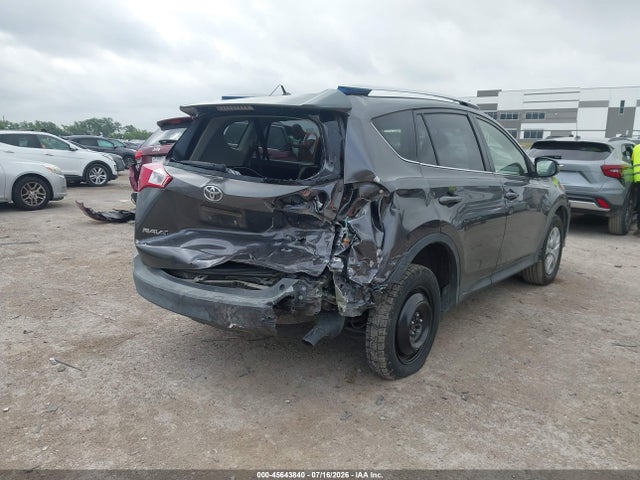 45643840 :رقم المزاد ، JTMZFREV7FJ032087 vin ، 2015 Toyota Rav4 Le مزاد بيع