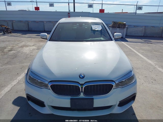 WBAJA9C54KB391932 BMW 530e Iperformance