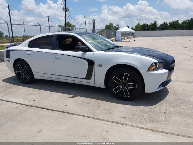 45643868 :رقم المزاد ، 2B3CL3CGXBH606291 vin ، 2011 Dodge Charger مزاد بيع