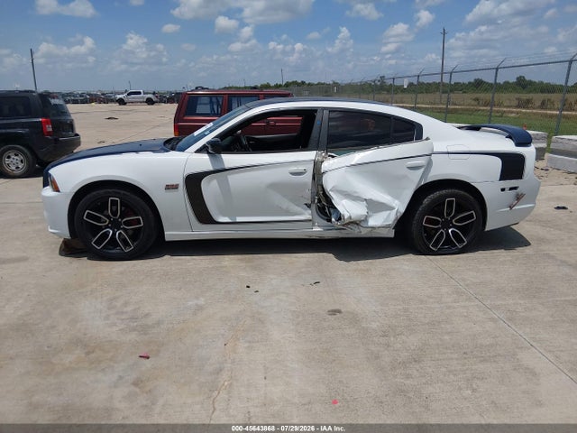 45643868 :رقم المزاد ، 2B3CL3CGXBH606291 vin ، 2011 Dodge Charger مزاد بيع