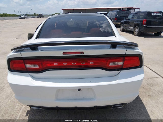 45643868 :رقم المزاد ، 2B3CL3CGXBH606291 vin ، 2011 Dodge Charger مزاد بيع