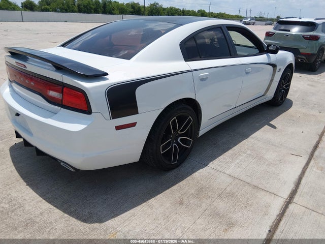 45643868 :رقم المزاد ، 2B3CL3CGXBH606291 vin ، 2011 Dodge Charger مزاد بيع
