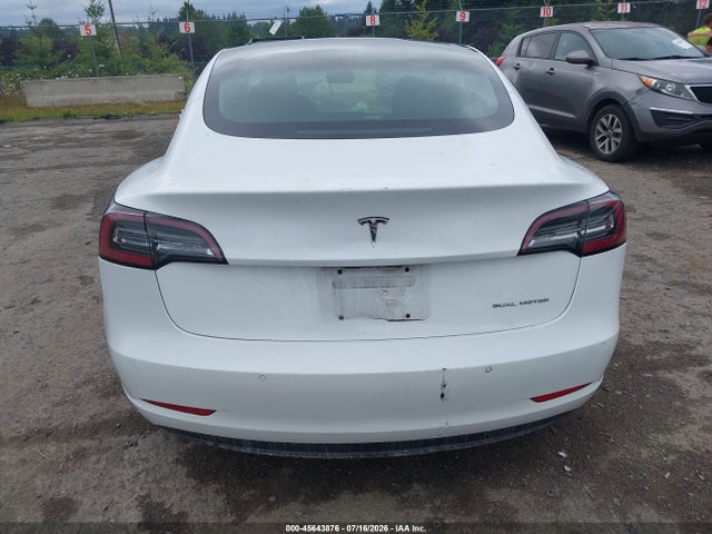 Tesla Model 3 Long Range/performance 2018 5YJ3E1EB6JF085377 Image 21