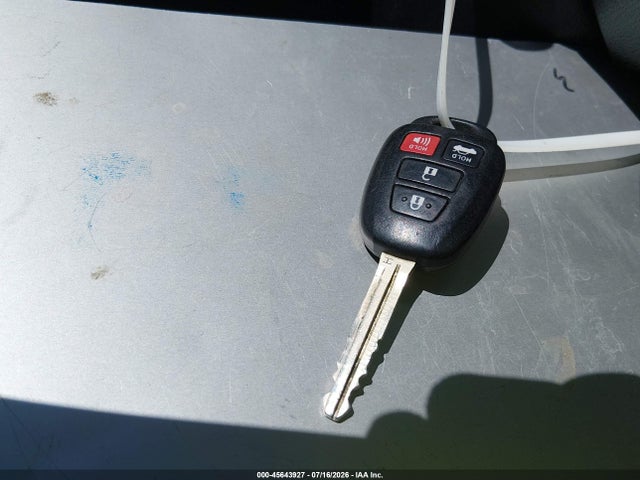4T1BF1FKXHU378851 Toyota CAMRY SE