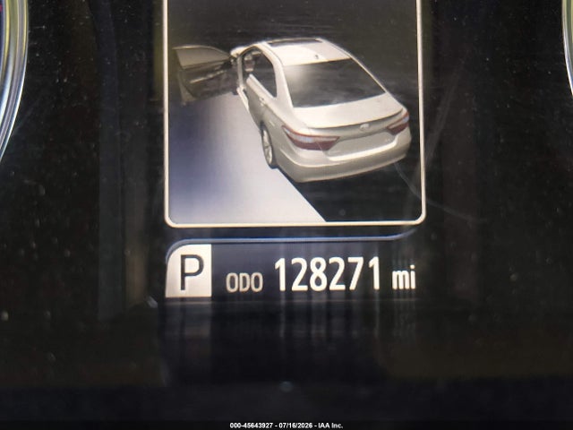 4T1BF1FKXHU378851 Toyota CAMRY SE