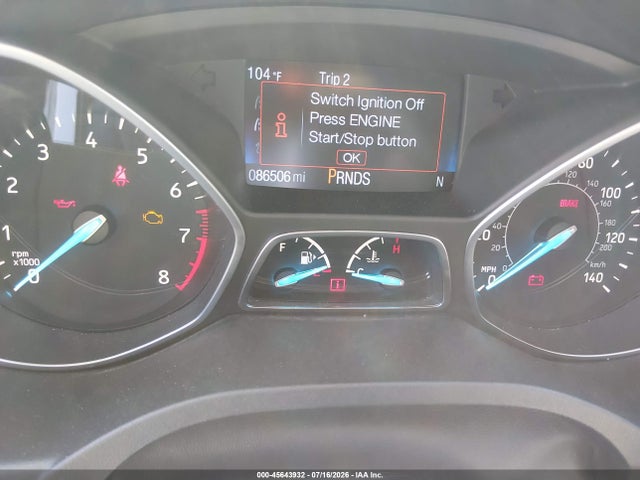 1FMCU0J95HUA50827 Ford Escape Titanium