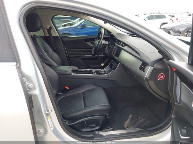 Aukcja sprzedaży 2017 Jaguar Xf 35t Premium, vin: SAJBD4BV9HCY44644, numer aukcji: 45643945