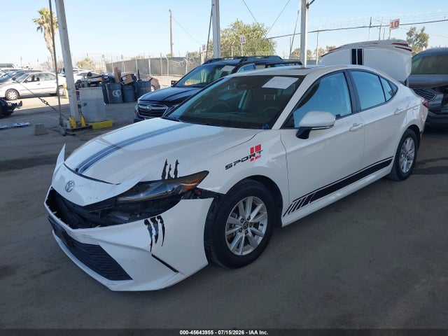 Toyota CAMRY LE 2025 4T1DAACK7SU008265 Image 2