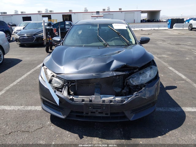 Honda Civic Lx 2018 2HGFC2F53JH565454 Image 12
