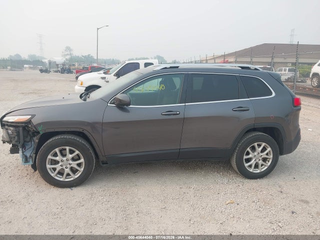 2015 Jeep Cherokee Latitude მანქანა იყიდება აუქციონზე, vin: 1C4PJMCSXFW565619, აუქციონის ნომერი: 45644040