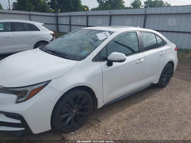 Toyota COROLLA SE 2024 5YFP4MCE0RP179614 Image 2