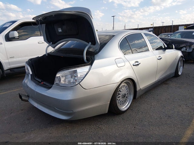 2006 Bmw 525xi მანქანა იყიდება აუქციონზე, vin: WBANF33586B999166, აუქციონის ნომერი: 45644091