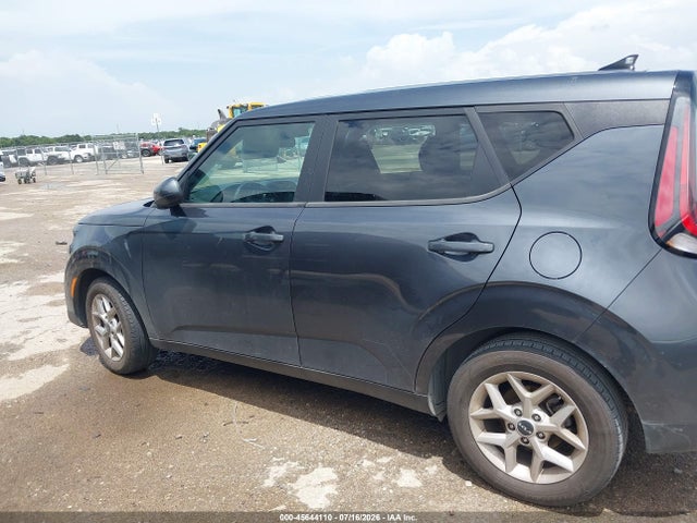 45644110 :رقم المزاد ، KNDJ23AUXP7881227 vin ، 2023 Kia Soul Lx مزاد بيع