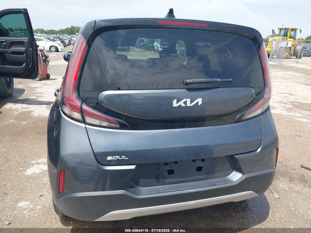 45644110 :رقم المزاد ، KNDJ23AUXP7881227 vin ، 2023 Kia Soul Lx مزاد بيع