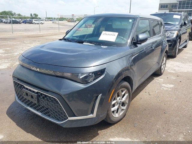 45644110 :رقم المزاد ، KNDJ23AUXP7881227 vin ، 2023 Kia Soul Lx مزاد بيع