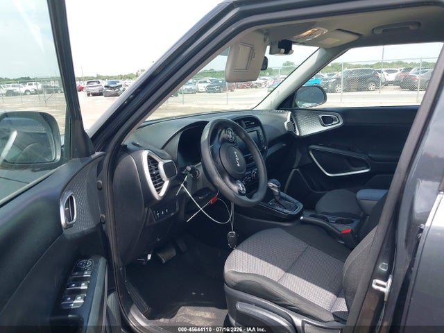 45644110 :رقم المزاد ، KNDJ23AUXP7881227 vin ، 2023 Kia Soul Lx مزاد بيع