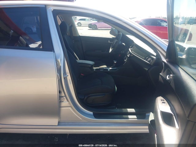 KIA Optima Lx 2016 5XXGT4L32GG066206 Image 5