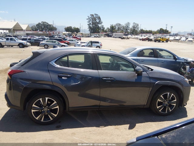 Lexus UX 200 2022 JTHX3JBH5N2045945 Image 13