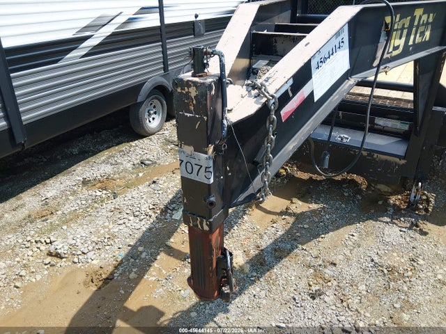 Продаж на аукціоні авто 2011 Big Tex Trailer Co Inc 20' Gooseneck Utility, vin: 16VGX202XB2672523, номер лоту: 45644145