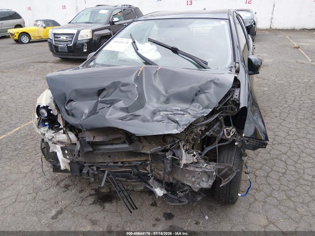 2016 Toyota Prius C Persona Series მანქანა იყიდება აუქციონზე, vin: JTDKDTB36G1118788, აუქციონის ნომერი: 45644176
