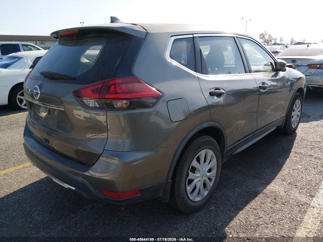 Nissan ROGUE S 2018 JN8AT2MT5JW458065 Image 4