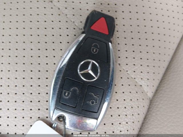 2017 Mercedes-benz C 300 4matic მანქანა იყიდება აუქციონზე, vin: WDDWF4KB8HR282254, აუქციონის ნომერი: 45644206