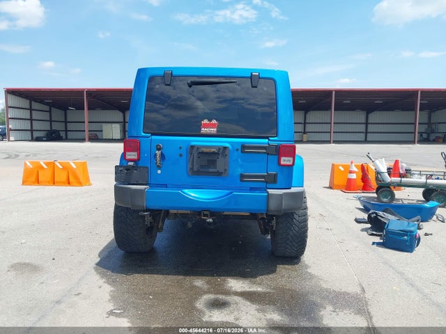 45644216 :رقم المزاد ، 1C4BJWEG9GL301972 vin ، 2016 Jeep Wrangler Unlimited Sahara مزاد بيع