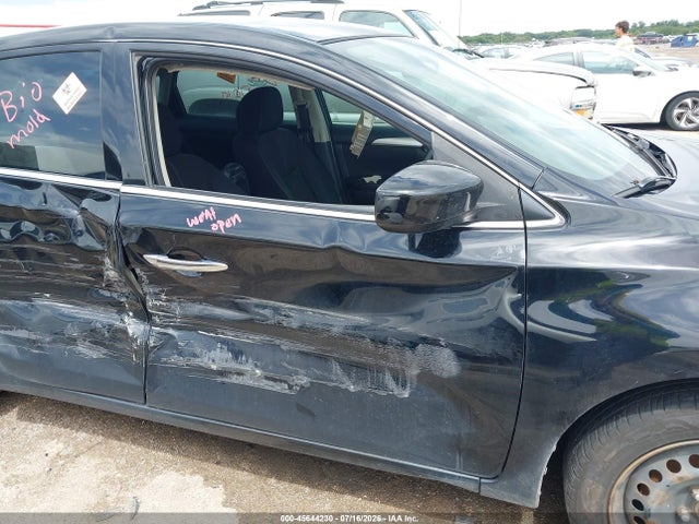 Продажа на аукционе авто 2017 Nissan Sentra S, vin: 3N1AB7AP6HY294608, номер лота: 45644230