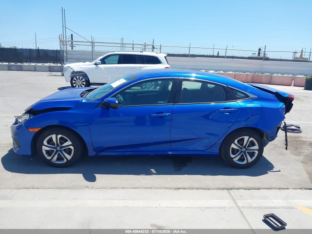Honda Civic Lx 2018 2HGFC2F50JH558851 Image 18