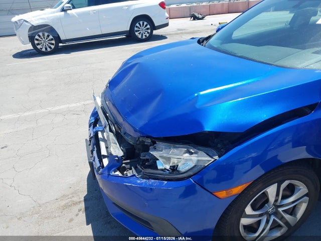 Honda Civic Lx 2018 2HGFC2F50JH558851 Image 13