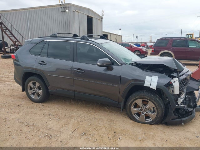45644262 :رقم المزاد ، 2T3W1RFV9SC303728 vin ، 2025 Toyota Rav4 Xle مزاد بيع