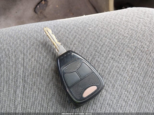 Продажа на аукционе авто 2005 Chrysler Town & Country Lx, vin: 2C4GP44R65R243335, номер лота: 45644310