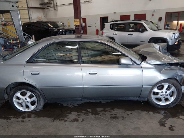 45644341 :رقم المزاد ، JT8BF28G910333141 vin ، 2001 Lexus Es 300 مزاد بيع
