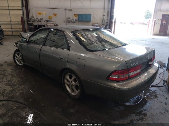 45644341 :رقم المزاد ، JT8BF28G910333141 vin ، 2001 Lexus Es 300 مزاد بيع