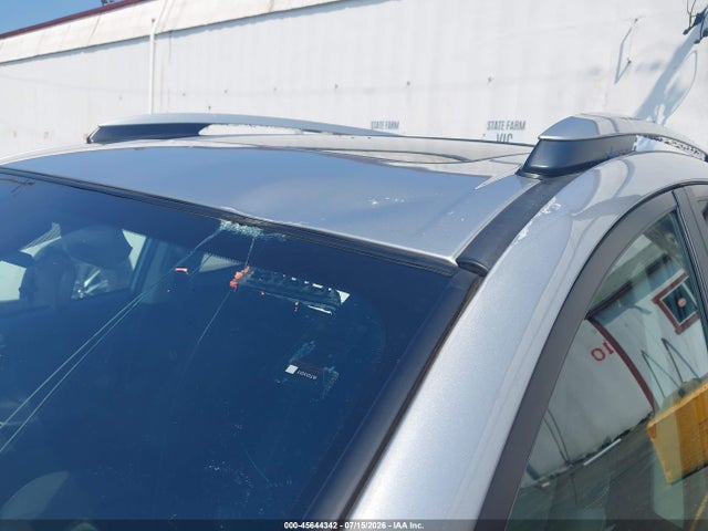 Toyota Rav4 Xle 2018 2T3RFREV5JW800188 Image 18