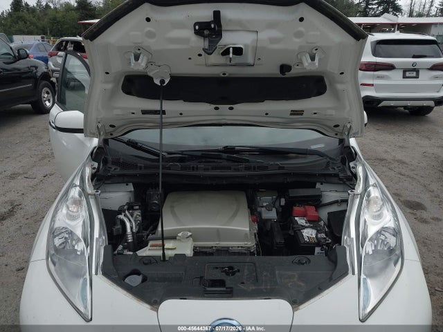 Nissan LEAF SV 2016 1N4BZ0CP9GC311187 Image 10