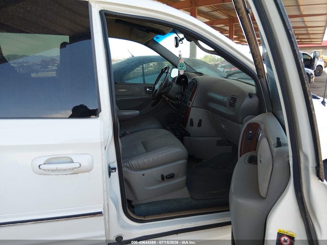 45644369 :رقم المزاد ، 2C8GP64L52R533230 vin ، 2002 Chrysler Town & Country Limited مزاد بيع