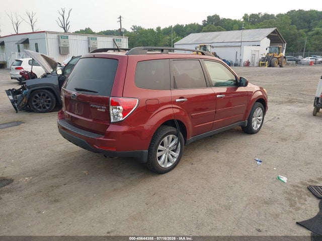 Продаж на аукціоні авто 2011 Subaru Forester 2.5x Premium, vin: JF2SHADC7BH713107, номер лоту: 45644388