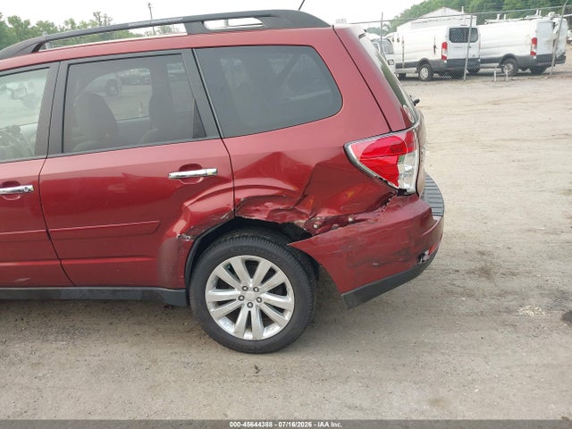 Продаж на аукціоні авто 2011 Subaru Forester 2.5x Premium, vin: JF2SHADC7BH713107, номер лоту: 45644388
