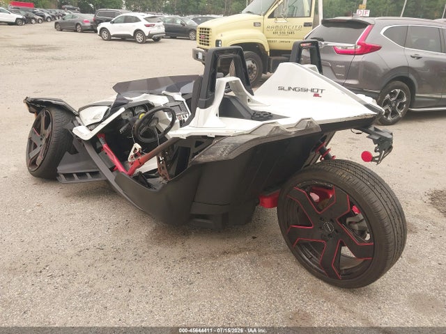 Polaris Slingshot 2016 57XAAPFA0G7113207 Image 3