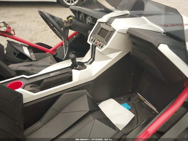Polaris Slingshot 2016 57XAAPFA0G7113207 Image 5