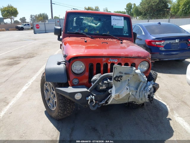 1C4BJWFG0EL303363 Jeep Wrangler Unlimited Rubicon