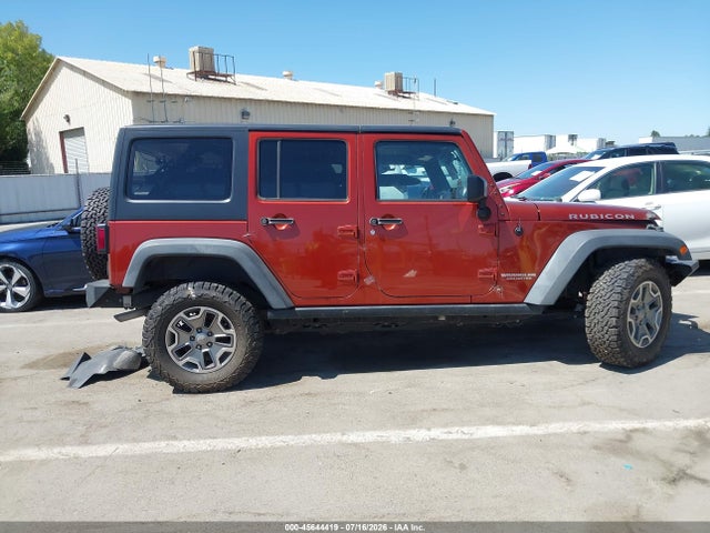 1C4BJWFG0EL303363 Jeep Wrangler Unlimited Rubicon