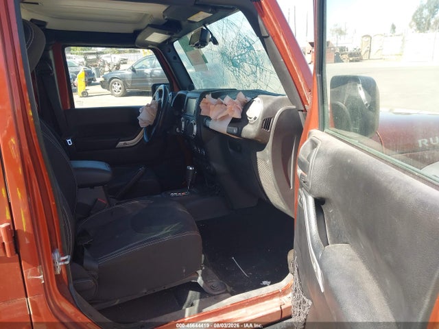 1C4BJWFG0EL303363 Jeep Wrangler Unlimited Rubicon