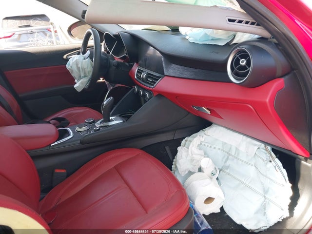 Alfa Romeo Giulia Rwd 2021 ZARFAMAN0M7639037 Image 5