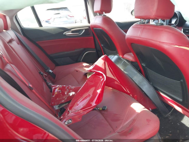 Alfa Romeo Giulia Rwd 2021 ZARFAMAN0M7639037 Image 8