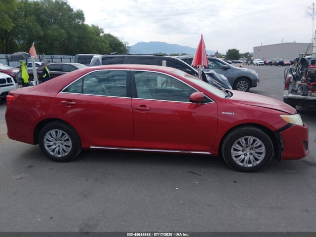 4T1BD1FK2EU129347 Toyota Camry Hybrid Le