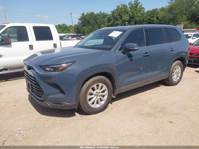 Toyota Grand Highlander Xle 2024 5TDAAAA57RS018281 Image 2