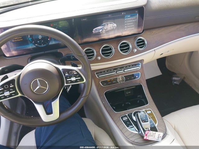 WDDZF4JB5KA608502 Mercedes-Benz E 300