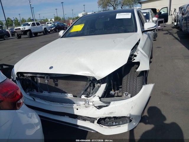 WDDZF4JB5KA608502 Mercedes-Benz E 300